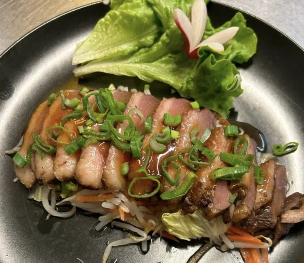 Magret de Canard En Filet Royal Façon Thai